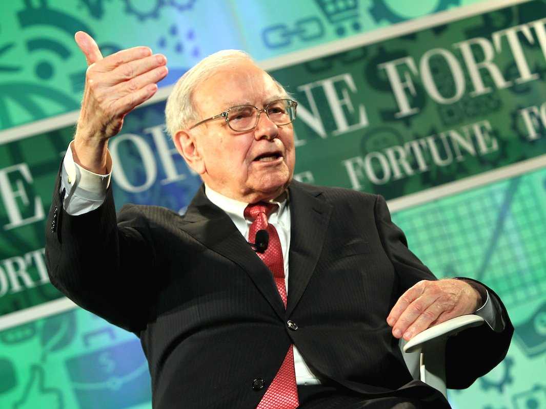 Nhà đầu tư thời đại Warren Buffett khuyên gì để thành công?